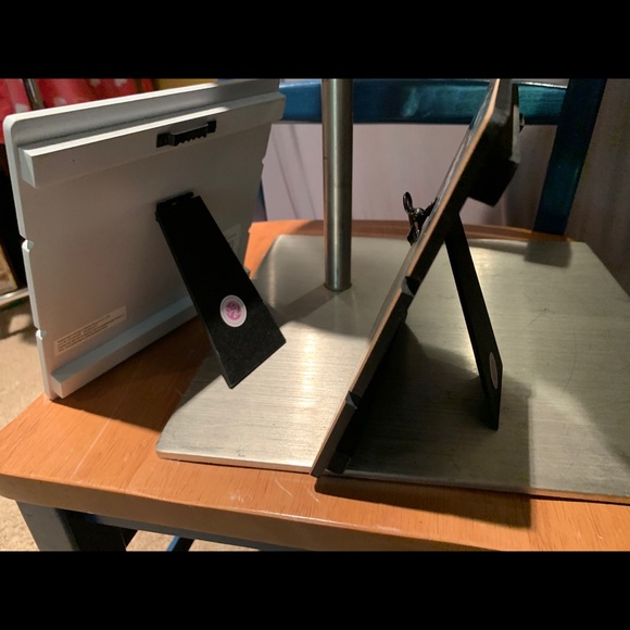 Photo Displays - Picture 3 of 3